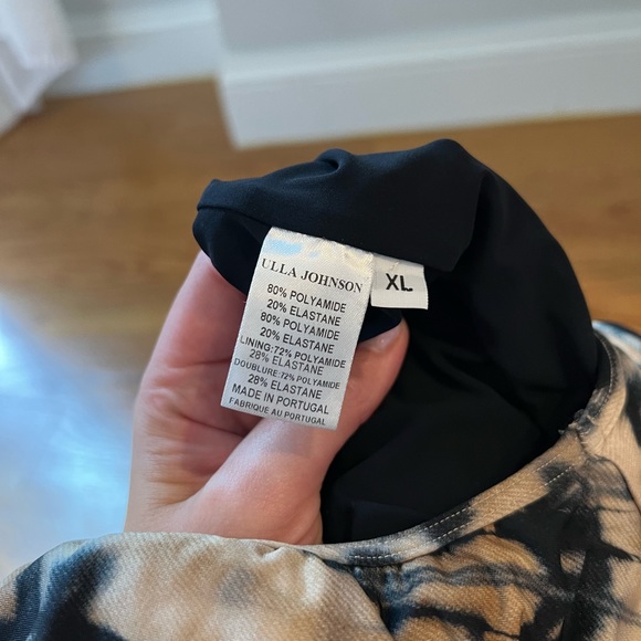 Ulla Johnson Martina Maillot One Piece Swimsuit and Paz cover up. Sld together. - Picture 5 of 9